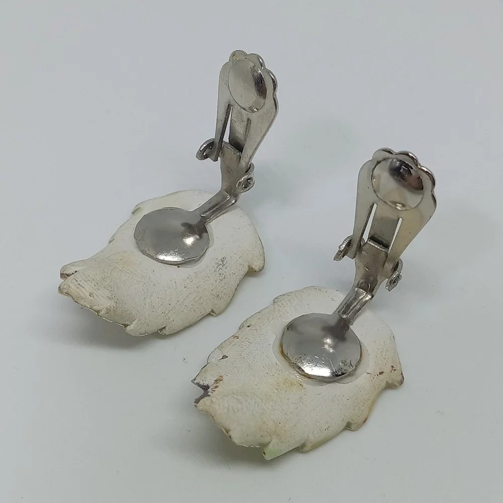 * vintage artisan made ceramic leaves brooch & clip on earrings set